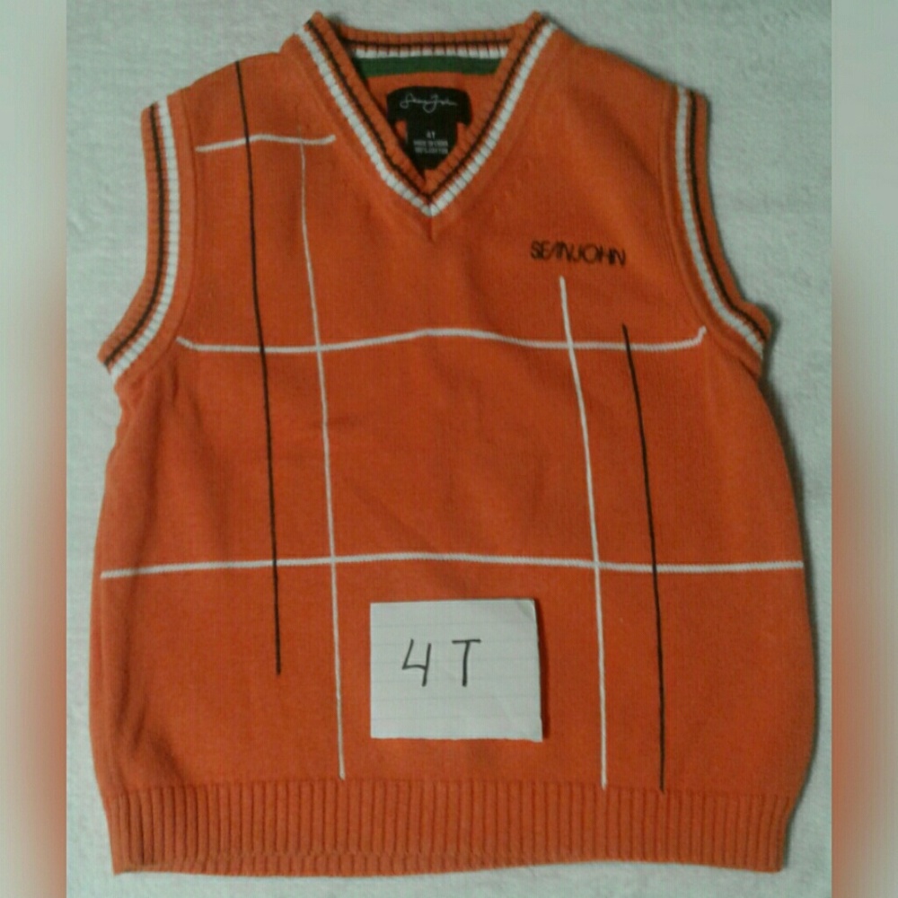 BOYS SEAN JOHN SIZE 4 VEST LIKE NEW